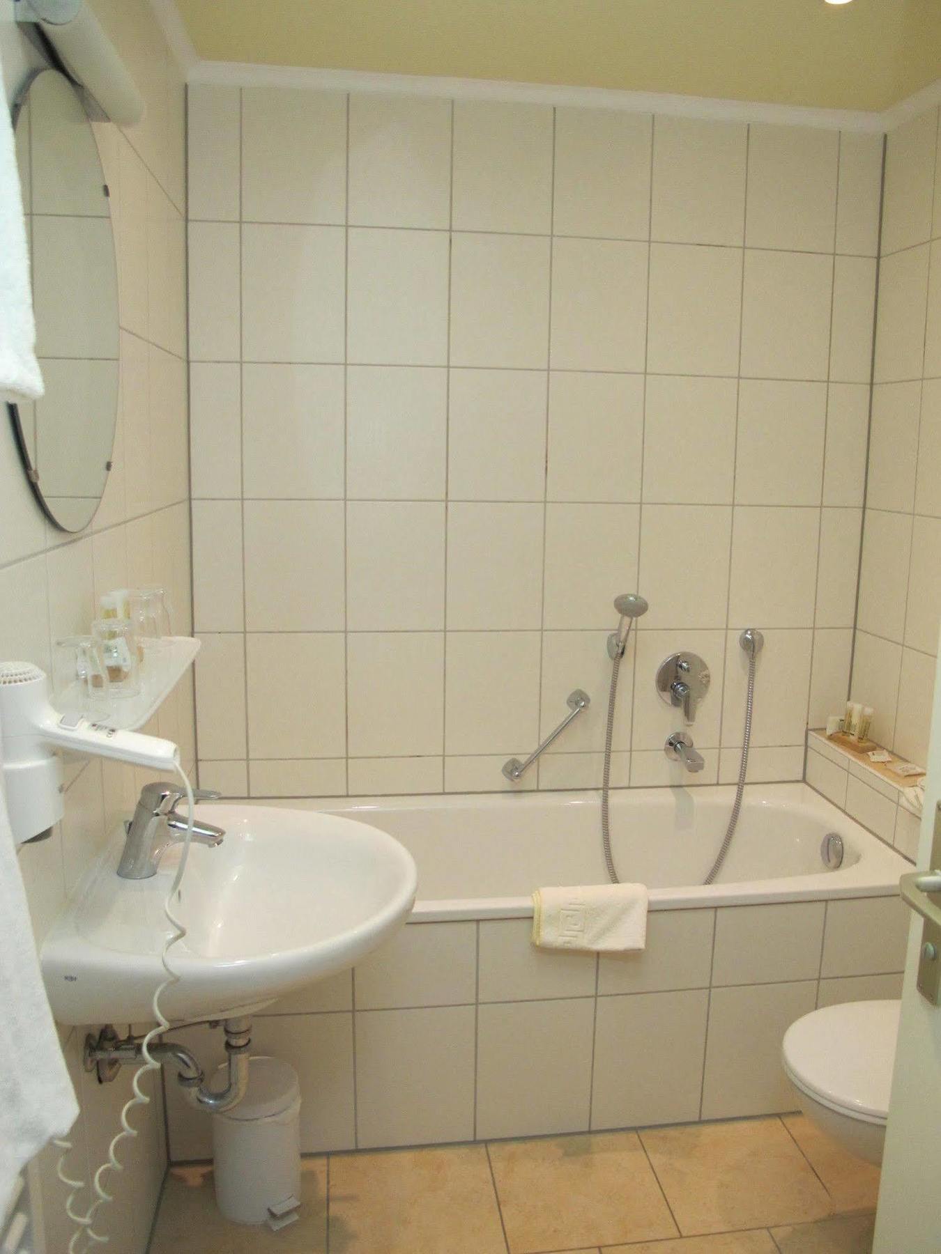Hotel Garni Almenrausch Und Edelweiss 3*