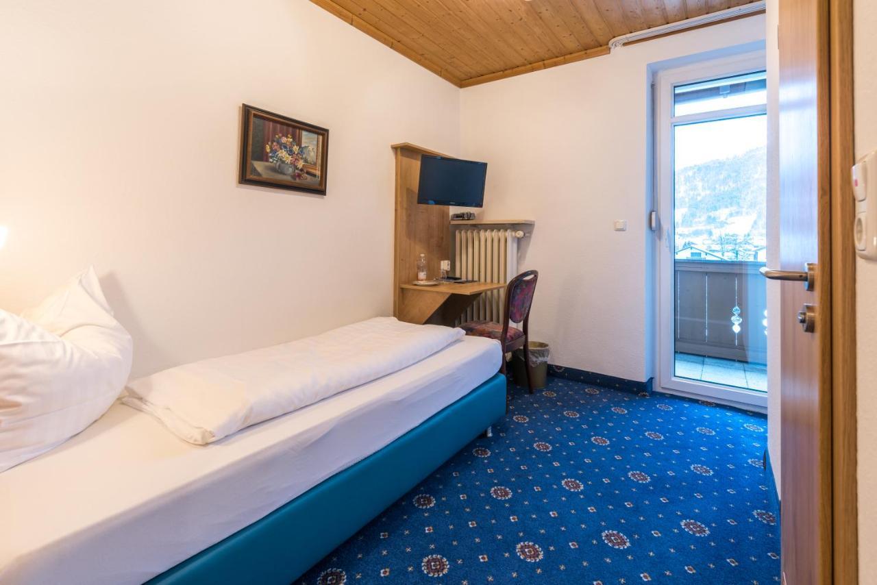 Garni Almenrausch Und Edelweiss Hotel 3*